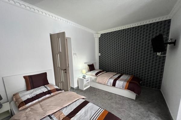 Adel Apartman Kisujszallas Exterior foto